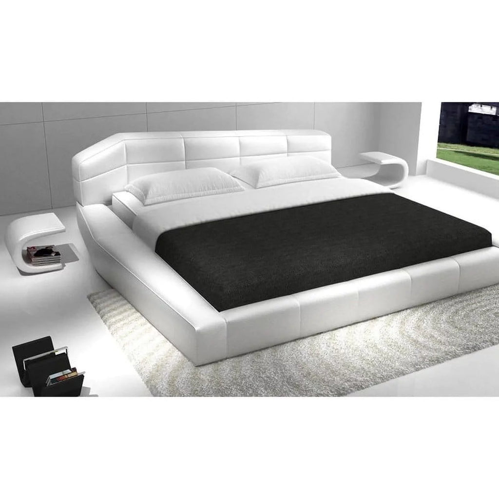 White King Size 3-Piece Bedroom Set X534622
