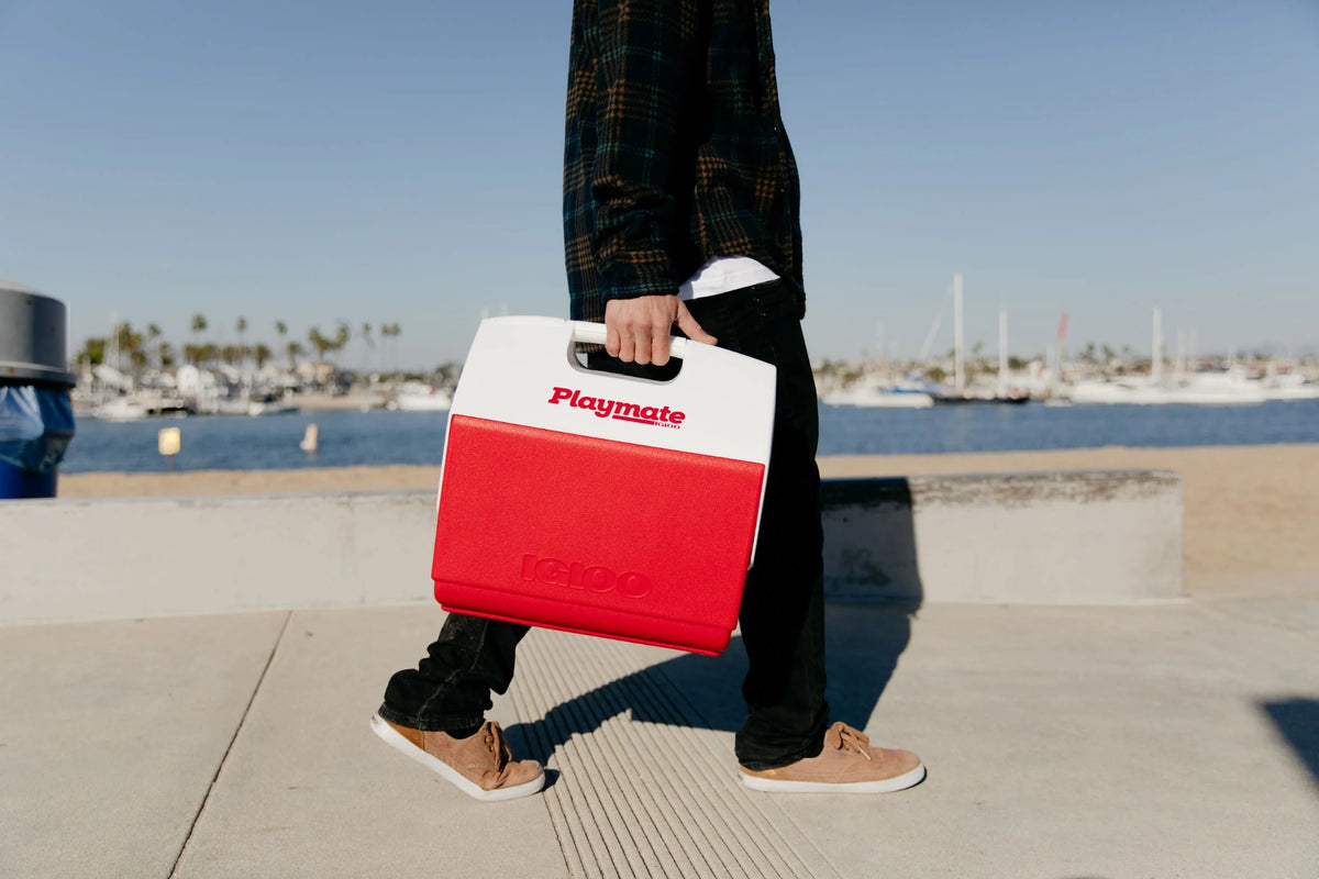 16 QT Red Cooler Q461