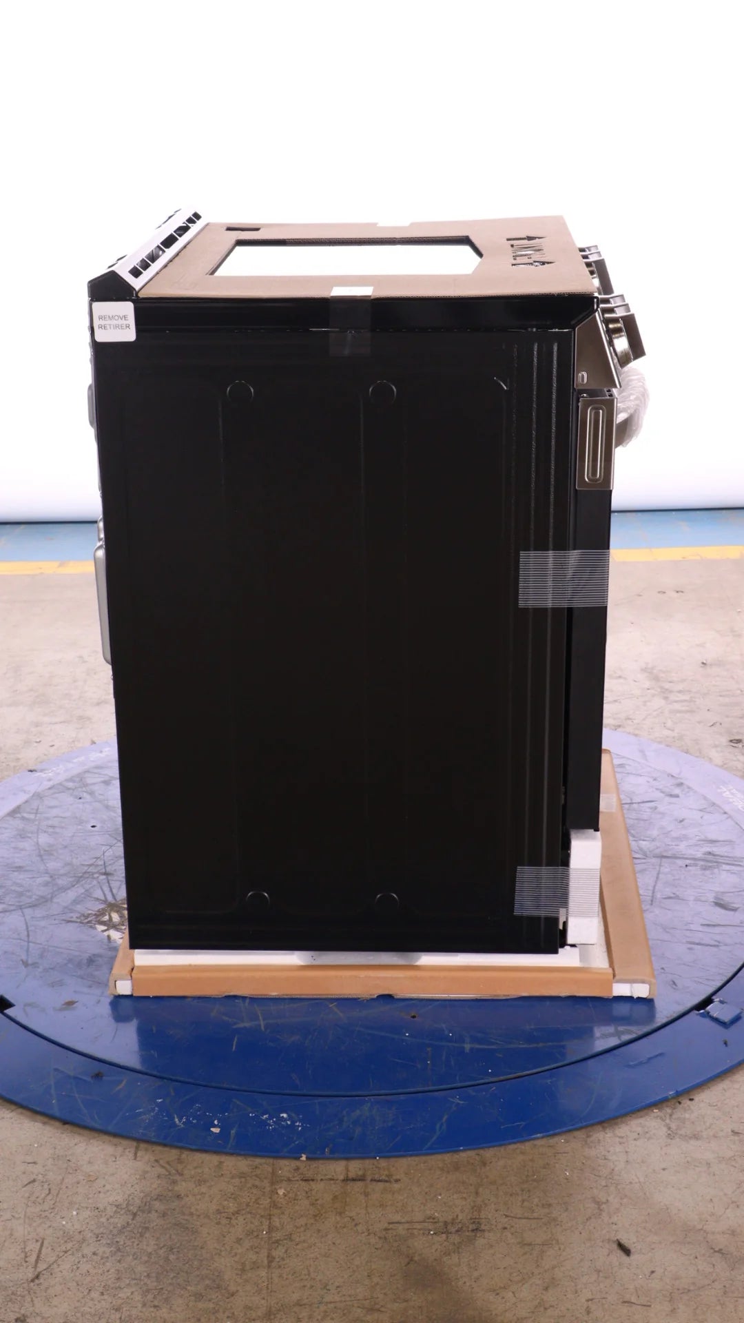 6.3 Cu. Ft. Stainless Steel Electric Slide-In Range L87251