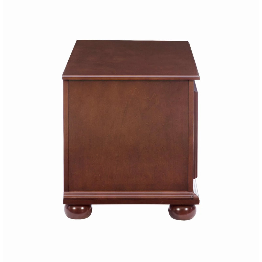 Traditional Cedar Storage Chest, Rich Cherry Finish V80481