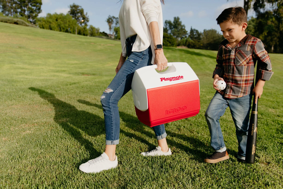 16 QT Red Cooler Q461